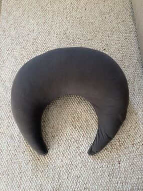 SNUGGLE ME ORGANIC FEEDING PILLOW